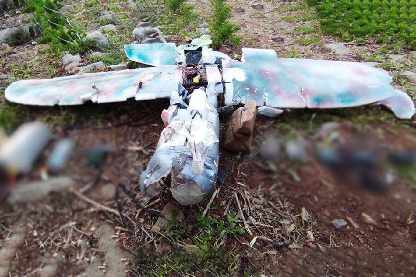 PKK'nin saldırı amaçlı gönderdiği maket uçak düşürüldü